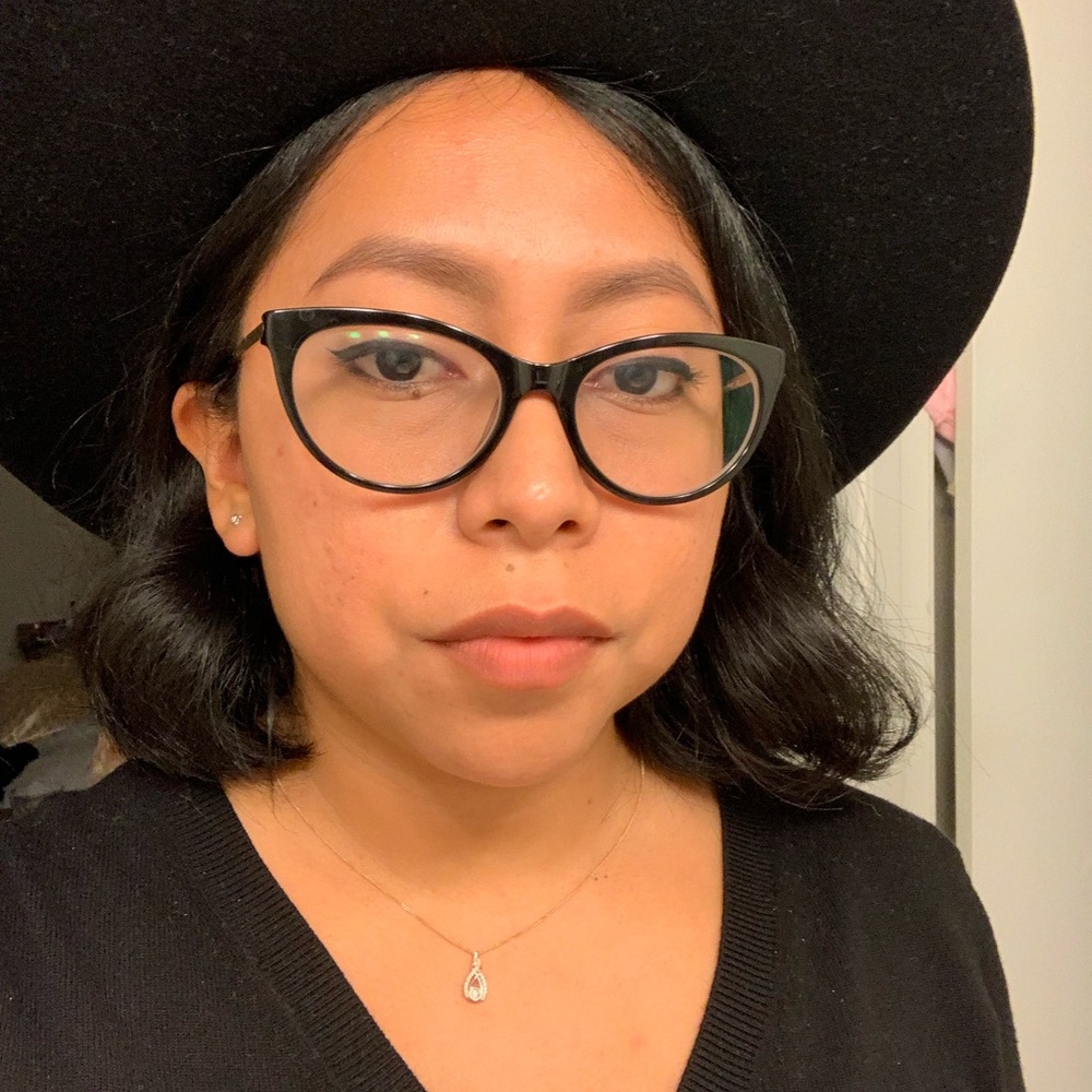 Meet your Posher, Cindy